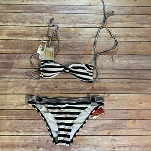 HOT KISS Black and White bikini swimsuit size Small/Large